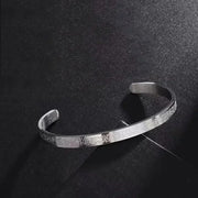 S5893872202114ce781407a3b1613a094L